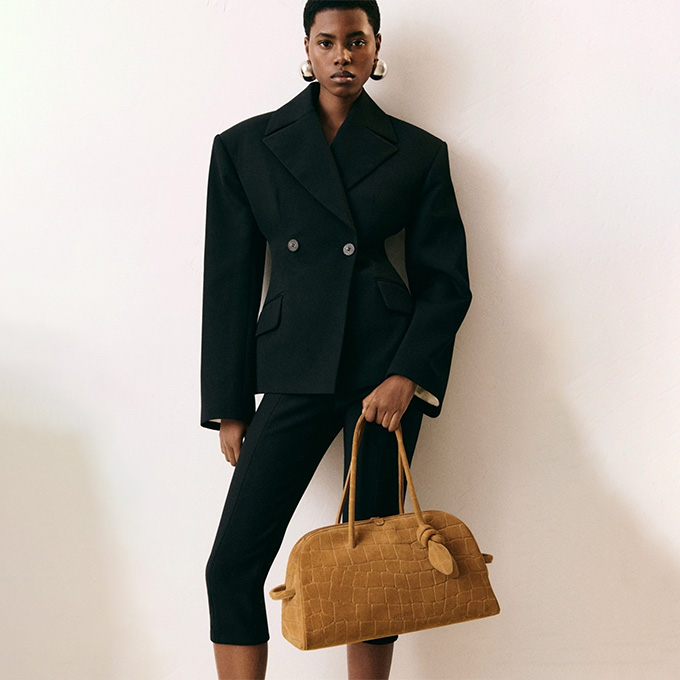 jacquemus le turismo leather shoulder bag